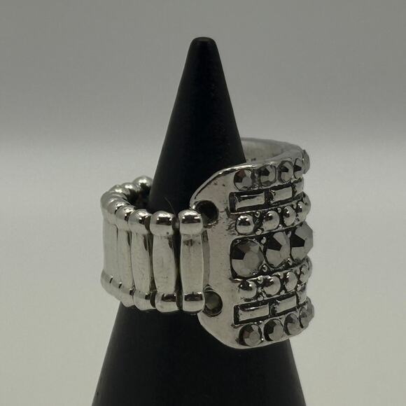 Fashion Elastic Band Size 6.25 Ring - Picture 4 of 7